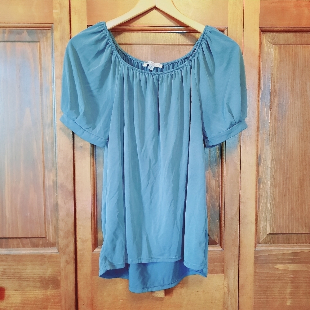 Green Envelope Dusty Green Elastic Scoop Neck Short Sleeve Blouse Size Medium